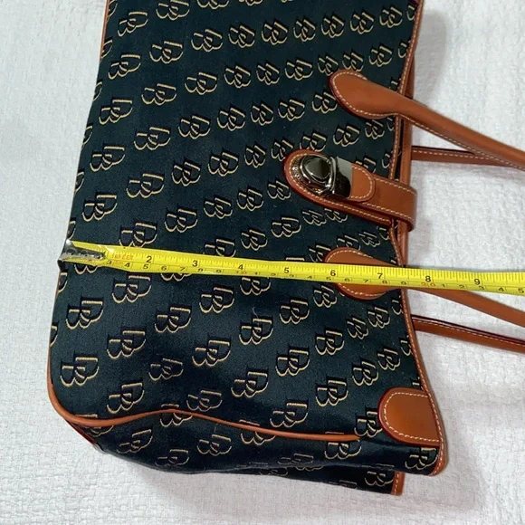 RARE Vintage Like new DOONEY & BOURKE Canvas Monogram ahoulder Bag
